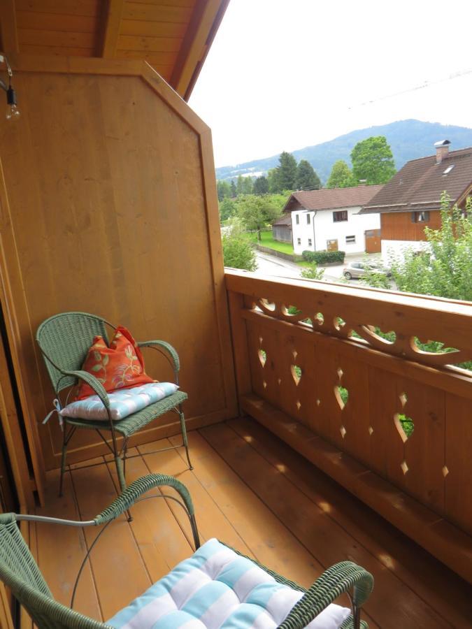 Landhaus Familie Doll Ferienwohnung Sunnawind Bichl Exterior foto